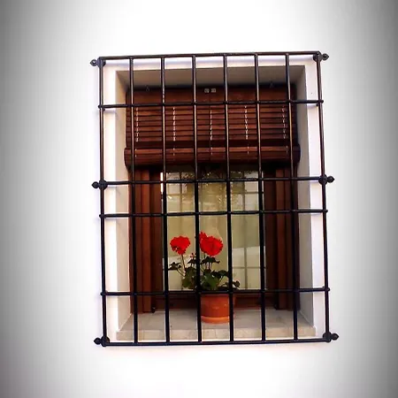 Casa Cueva Chicas Del Puente *