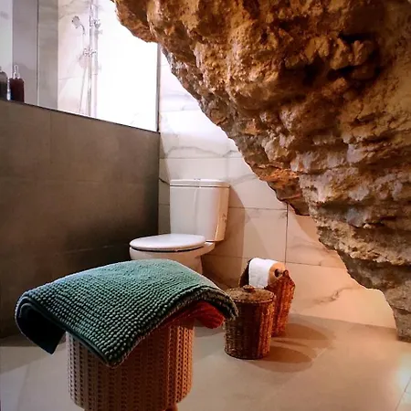 Casa Cueva Chicas Del Puente *