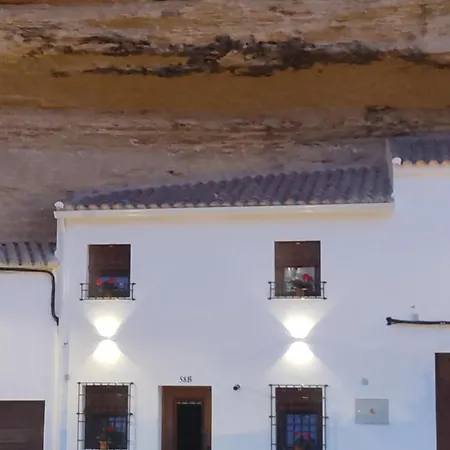 Casa Cueva Chicas Del Puente *