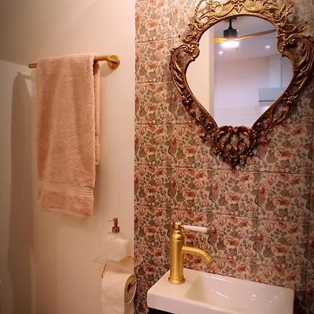 Casa Cueva Chicas Del Puente * Setenil De Las Bodegas