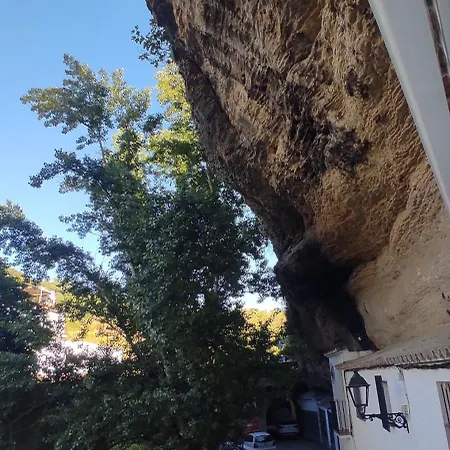Casa Cueva Chicas Del Puente * Setenil De Las Bodegas