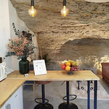 Casa Cueva Chicas Del Puente *